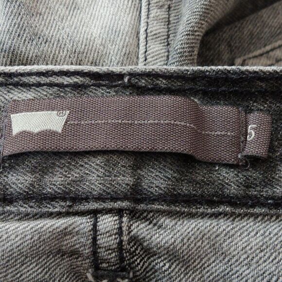 Levi's Gray Jean Distressed Shorts - Picture 3 of 6